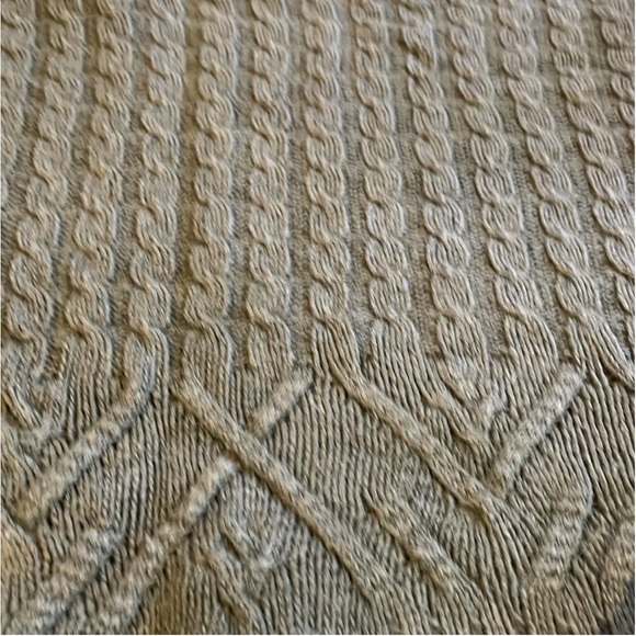 Cherrys Brand Olive Green Cropped Cable Knit Sweater - Picture 7 of 7